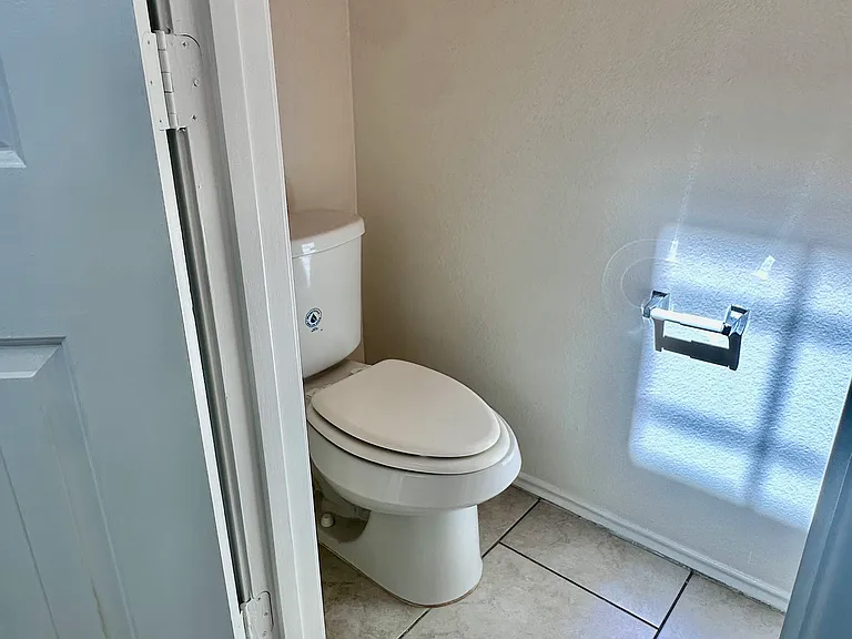 6430 Stoney Creek Dr — Photo 5