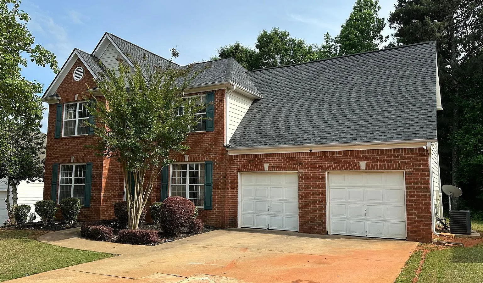 8012 Abington Dr — Photo 2