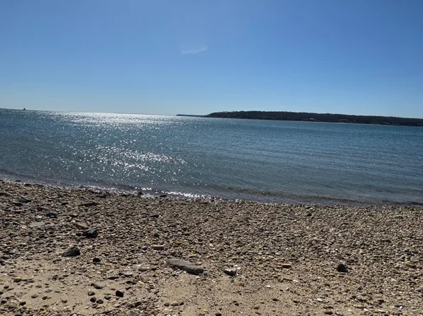 1845 Shipyard Lane, East Marion, NY 11939