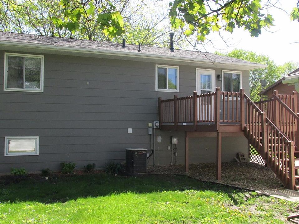 2nd image of 1301 N 6th St