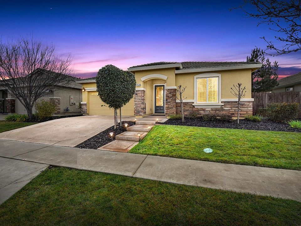 1st image of 12378 Canyonlands Dr