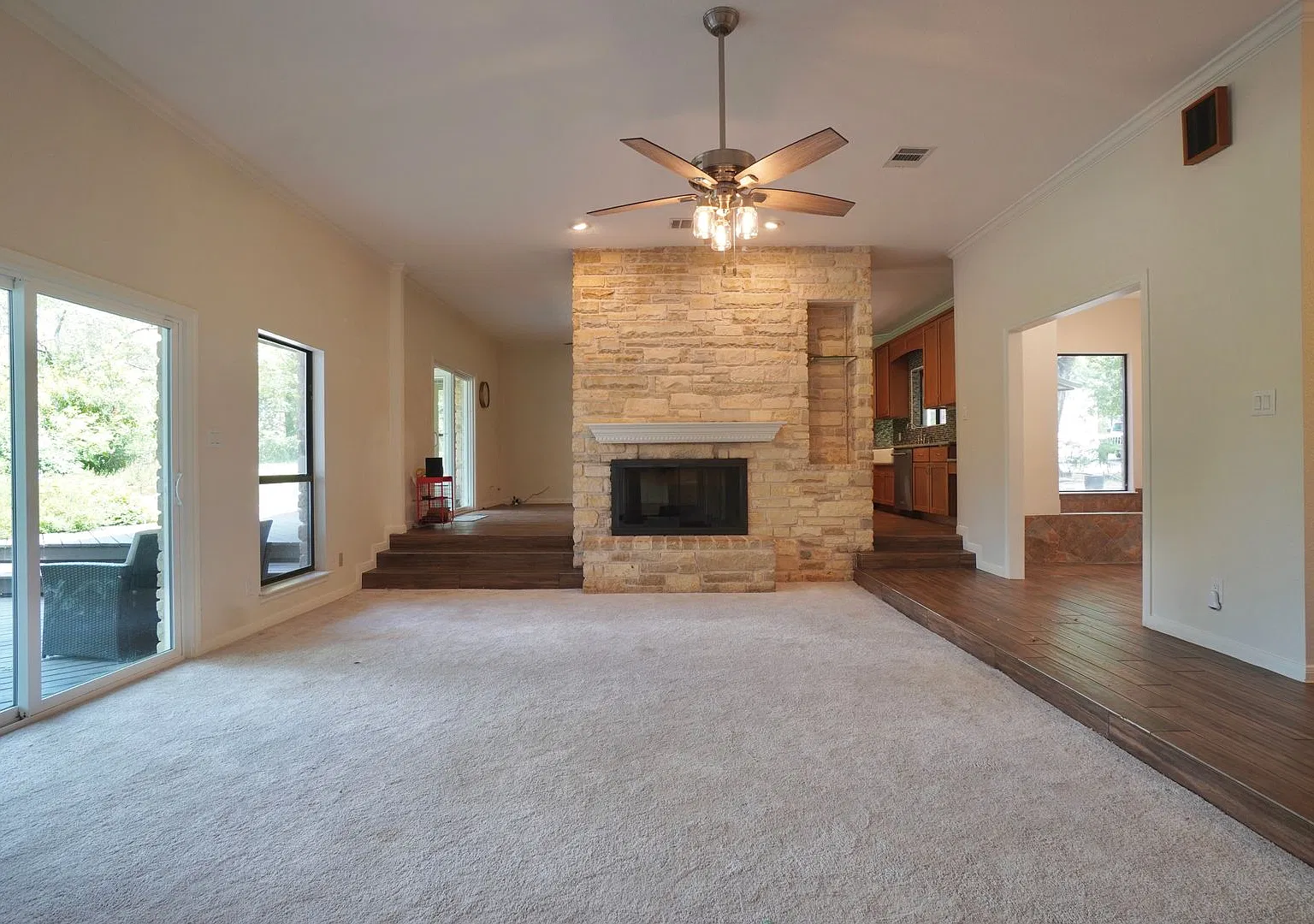 7BR/3BA Round Rock Retreat | Private Pool & Expansive Outdoor Living — Photo 4