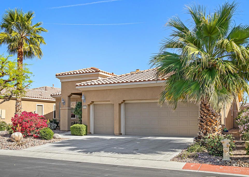 1st image of 81653 Camino Fuerte