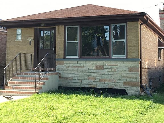 3rd image of 7341 W Montrose Ave