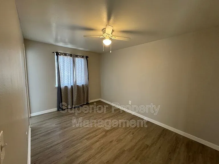 2915 W 17th Street Rd — Photo 6