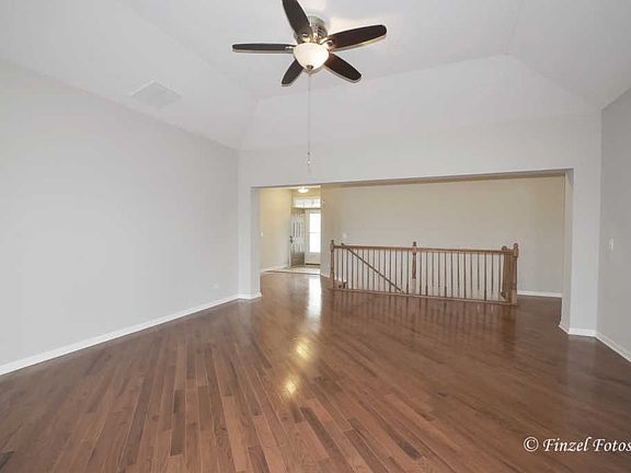 4th image of 840 Verdi Ct