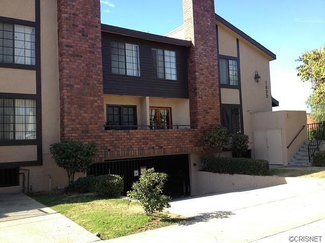 1st image of 1532 E Wilson Ave APT 4