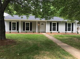 6 Kitly Ct, Greensboro, NC 27455