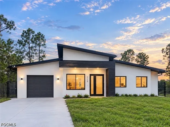 712 Bumby St E, Lehigh Acres, FL 33974