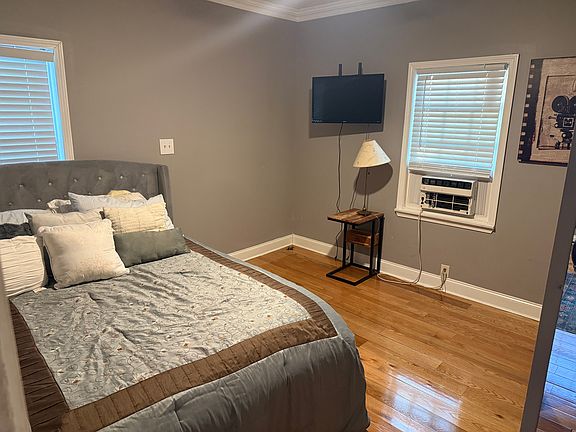 3rd image of 2635 Aubry St