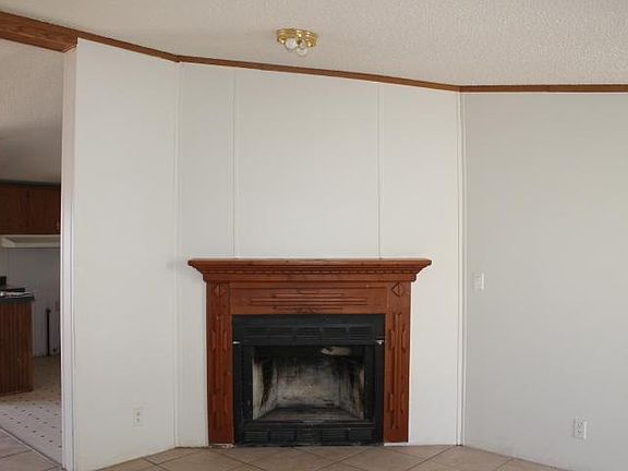4th image of 2700 Paseo Arbolado SW