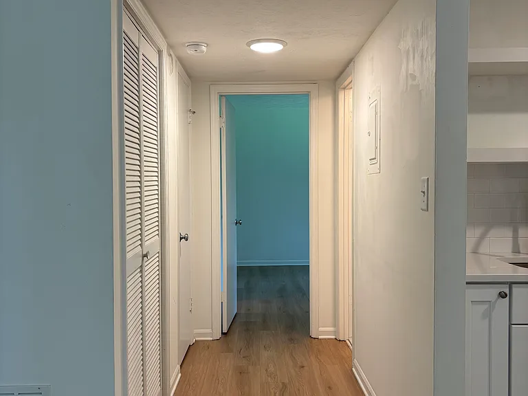 146 Jackson St #10 — Photo 6