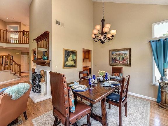 3rd image of 110 Iron Mountain Ct