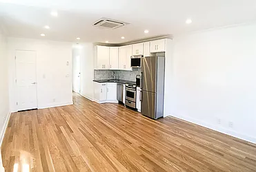 Rented by Silver Line Realty Group NY LLC