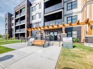 175 N Wolf Hollow Cres SE #115, Calgary, AB T2X4M7