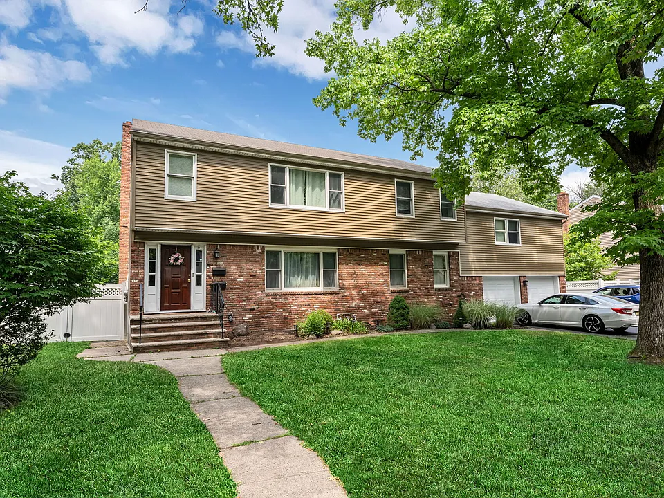 69 Prospect St #2