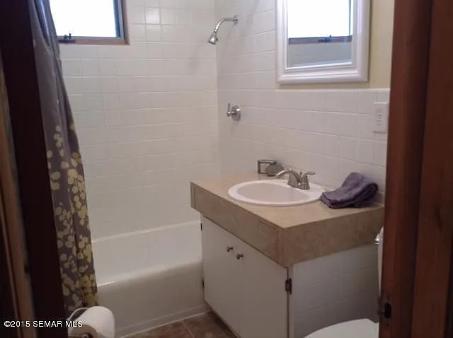 501 Hillhaven St #B — Photo 5