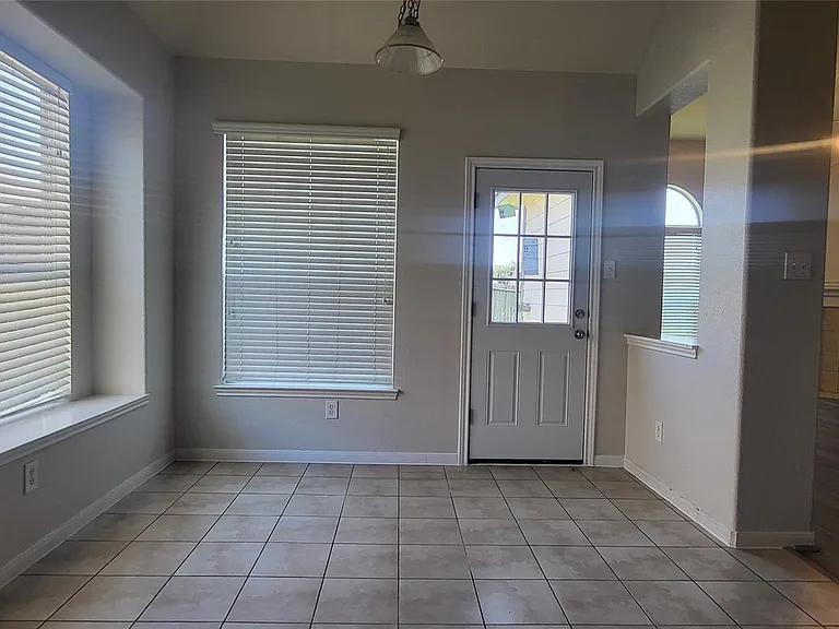 24818 Mason Trail Dr — Photo 6