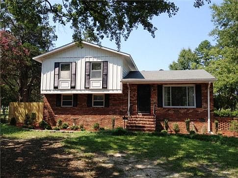 1st image of 115 Buckboard Dr