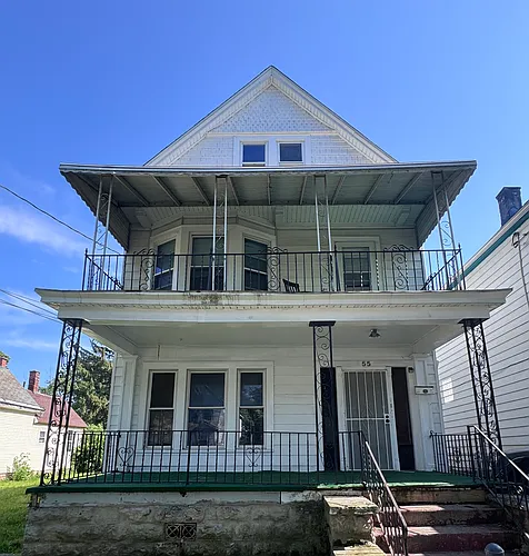 55 Girard Pl #1 Photo 1