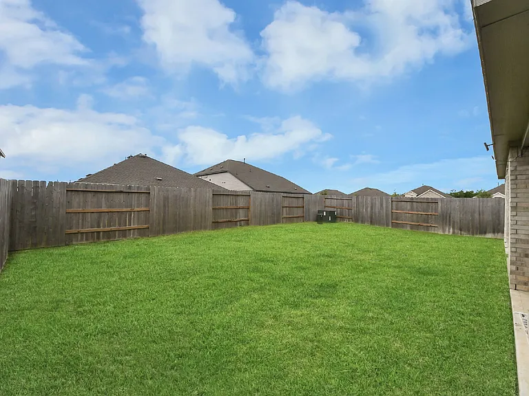 2406 Aquamarine Ln — Photo 30