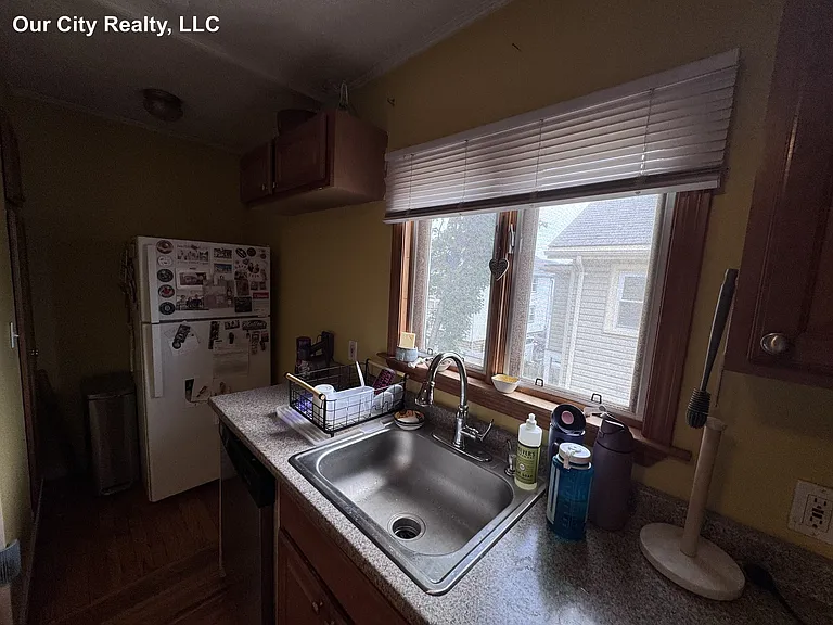 30 Carney St #2 — Photo 13