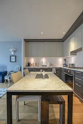 Rented by 212 Consulting Corp | media 23