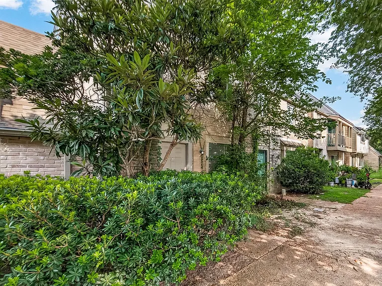 15507 Aldine Westfield Rd — Photo 41
