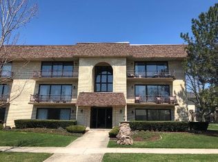 7444 W 153rd St #301, Orland Park, IL