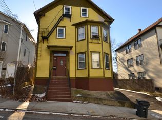 25 Evergreen St #2, Providence, RI 02906