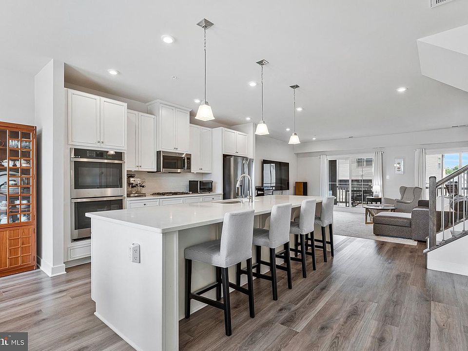 1st image of 14057 Sunrise Valley Dr Unit 9B