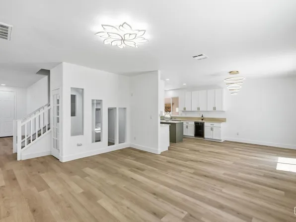 112 Manzanita Ln, Tehachapi, CA 93561