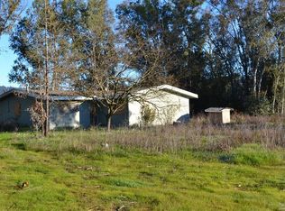 12106 Redwood Hwy, Healdsburg, CA 95448