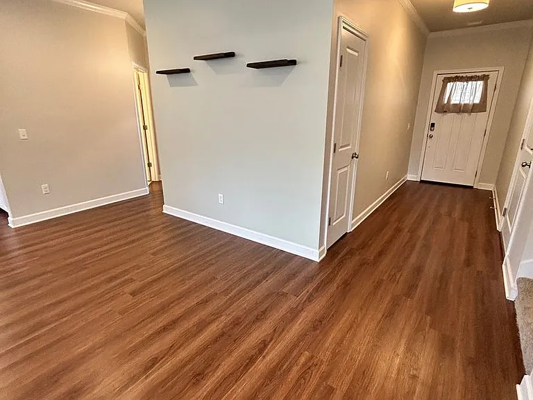 410 Thornbird Loop — Photo 6