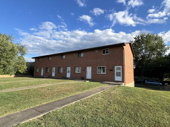 1700 8th St, Moundsville, WV 26041