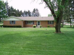 820 Michaels Rd, Tipp City, OH 45371