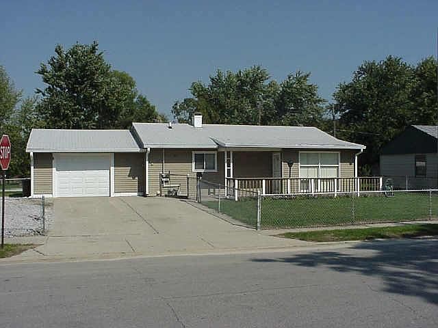 1st image of 5251 Kercheval Dr