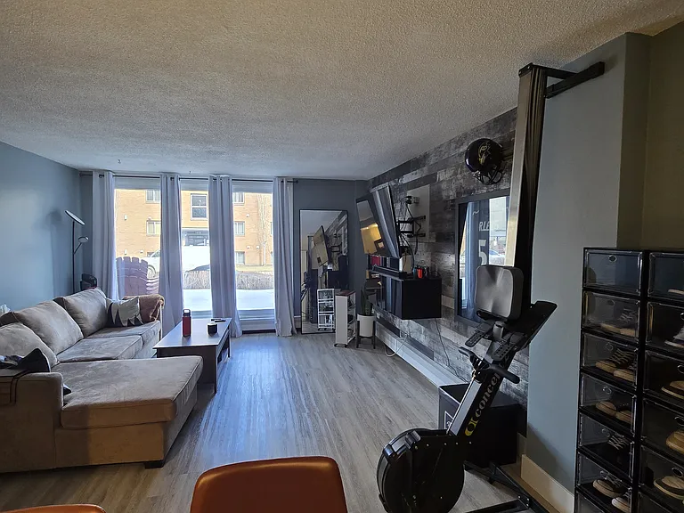 1027 Cameron Ave SW #108 — Photo 5