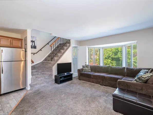 3701 Shore Parkway image 10 of 14