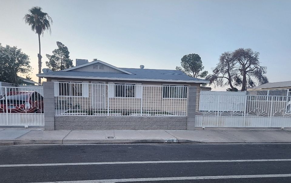 1st image of 4814 E Harmon Ave