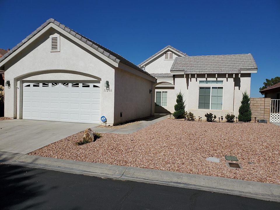 1st image of 11280 Country Club Dr