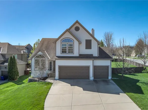 22115 W 69th Ter, Shawnee, KS 66226