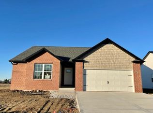 707 Conner Cir, Fairview Heights, IL 62208