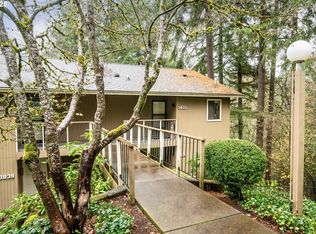 3833 Colony Oaks Dr, Eugene, OR 97405