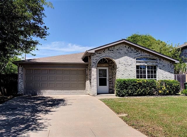 1st image of 817 Havenbrook Dr