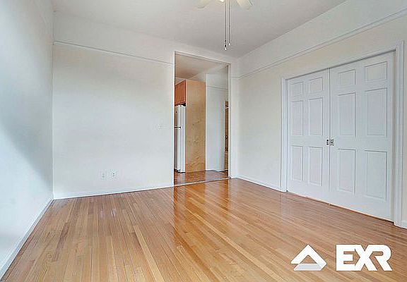 3rd image of 215 W 116th St APT 7B