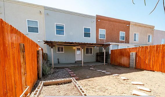 1st image of 2609 Alamogordo Dr NW