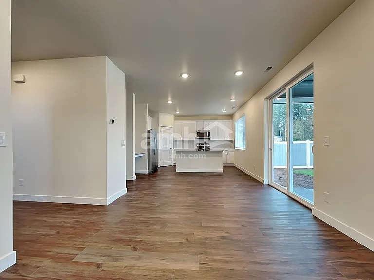7817 Verona Loop SW — Photo 4