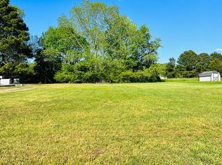 30 Market St, Onancock, VA 23417