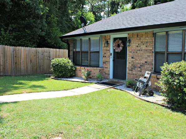 705 W Collier St, Jasper, TX 75951